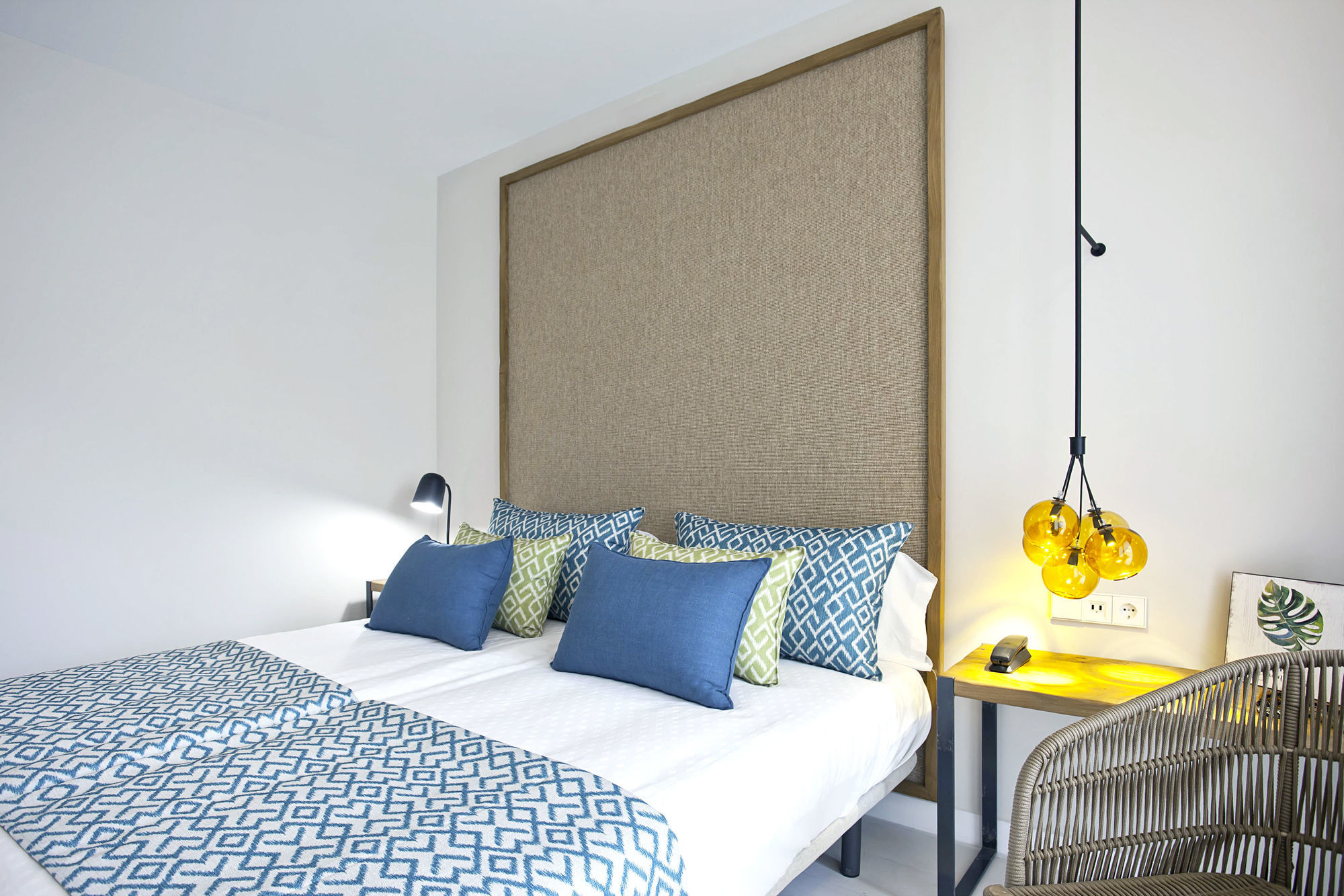 Pure Salt Hotel 4*